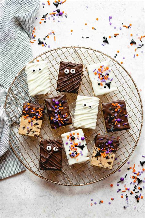 Halloween Rice Krispie Treats - YouTube