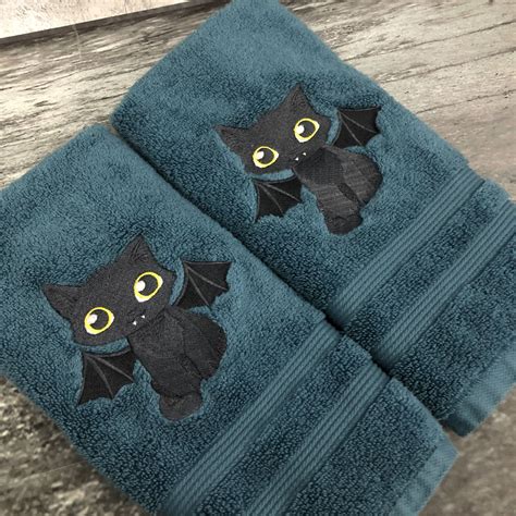 Halloween bathroom towels. Things To Know About Halloween bathroom towels. 