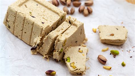 Halva Definition & Meaning - Merriam-Webster