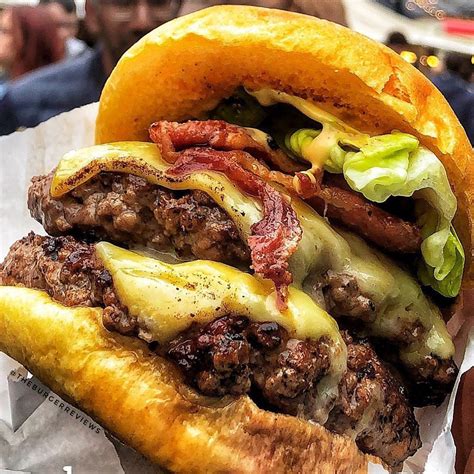 Hamburger sandwich. Carrying on an American classic The trend caught on, and restaurants starting serving the sandwiches. Hamburgers are now a point of pride in American cuisine, Motz said. “The hamburger is pretty ... 