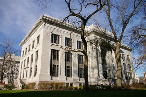 Hamilton county courthouse address.  Hamilton County Courthouse located at 33 N 9t...