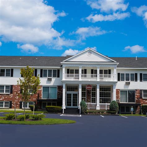 Hampshire apartments schenectady. A- epIQ Rating. Read 107 reviews of Hampshire Apartments in Schenectady, NY with price and availability. Find the best-rated apartments in Schenectady, NY. 