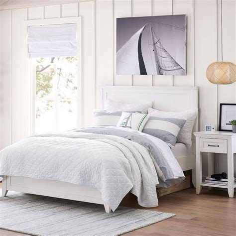 Hampton Classic Bed Pottery Barn Teen - pinterest.co.uk