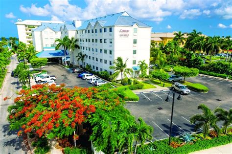 Hampton by Hilton Grand Cayman, Cayman Islands - Booking.com