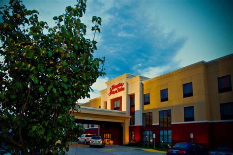 Enjoy a Leisurely Stay in Ada, Oklahoma! Opened in 2014, Hampton Inn & Suites Ada offers everything you need for a comfortable and convenient stay in ....
