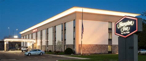 Hampton inn janesville. Things To Know About Hampton inn janesville. 