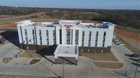 Hampton Inn West Plains. 213 reviews. #1 of 8 hotels in West Plains. 1064 London Lane, West Plains, MO 65775. Visit hotel website. 1 (855) 605-0317. Write a review. Check availability. Full view.. 
