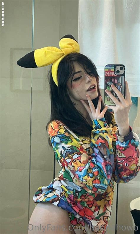 Hannah Owo Naked TikTok Dance Onlyfans Video Leaked. Hannah Owo (aka aestheticallyhannah, Hannah Kabel) is an American Twitch streamer and cosplayer. She gained notoriety for her sexy cosplay on TikTok and Instagram, where she has amassed nearly 1.7 million followers. She also maintains an OnlyFans account where she posts sexually explicit content.