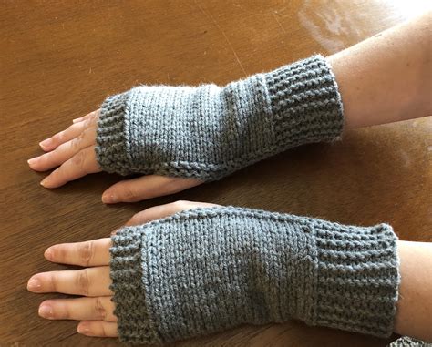 Hand Warmer Knitting Pattern