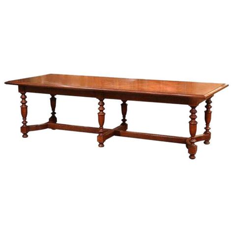 Hand-Carved Dining Room Tables - 299 For Sale at 1stDibs