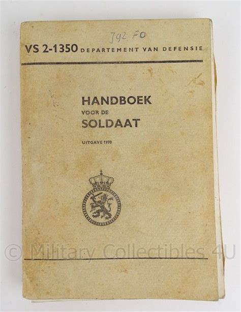 Handboek voor de soldaat vs 2 1350. - El juramento de los centenera libro completo.