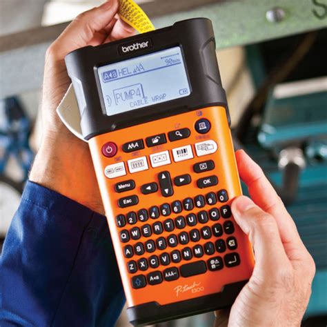 Handheld Label Maker PT-E300VP Brother Australia