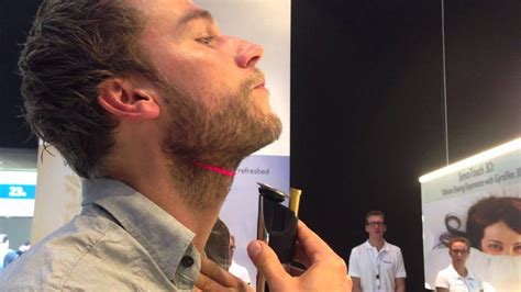 Hands on with the Philips Laser Beard Trimmer 9000 - YouTube