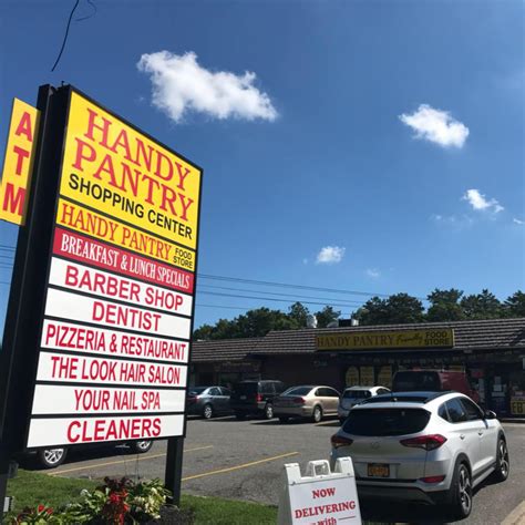 Handy Pantry Downtown Store Shopping - Illinois Times