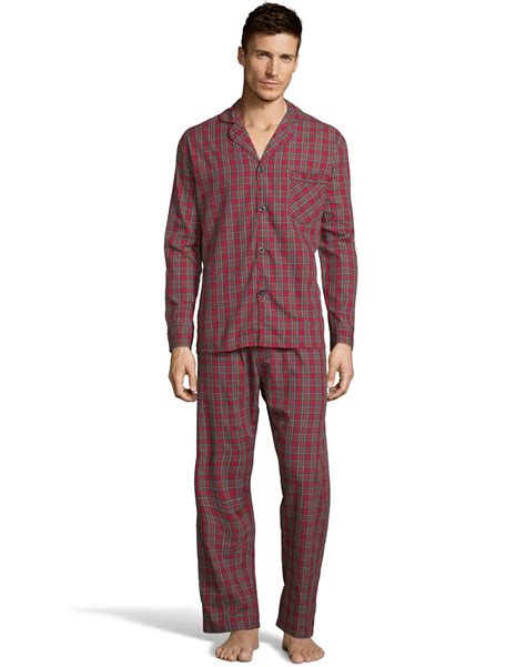 May 19, 2023 · The Hanes Woven Pajama Set is an average, classic set of pajamas. When you picture "men's pajamas", you probably picture these: plain pants, button-front shirt, one chest pocket. The pant waist is elasticized, with a basic button adjustment topping a button-closed fly. There's nothing to catch, nothing to tangle, and nothing to impede. . 