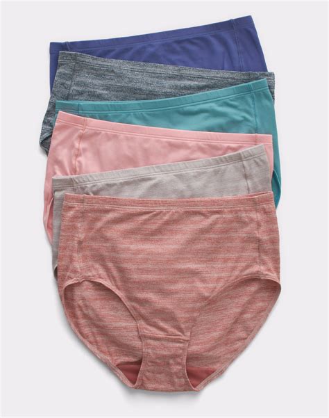 Hanes women. Buy Hanes Womens Underwear at Macy's! FREE SHIPPING available! Great selection of Hanes panties, hipsters & more Hanes underwear for women. 
