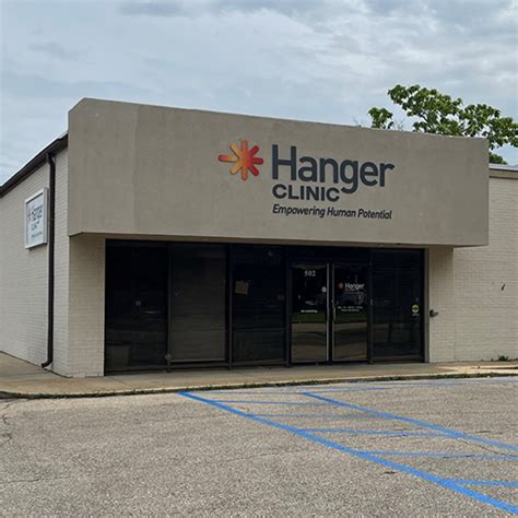 The Hanger Clinic Experience. Our commitment is to listen to you, get to know you as a person, and do everything we can to help you achieve your potential. More about the experience. Hanger Clinic: Prosthetics & Orthotics - Council Cir, Tupelo, 38801, (662) 844-6734.. 