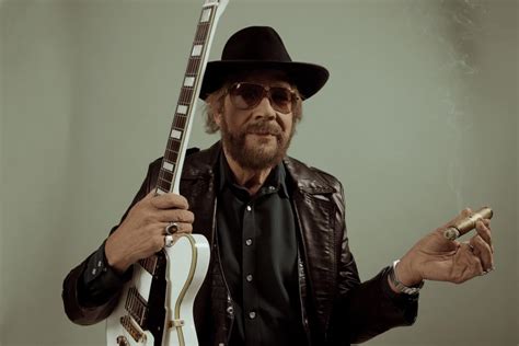 Hank marvin effects loop.  Hank Williams Jr.  Looking for a mobile game that&rsquo;s fun ...