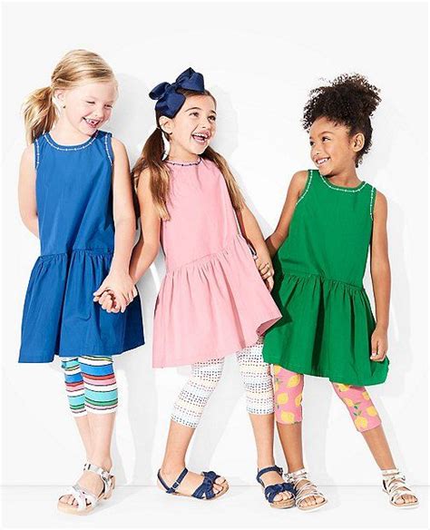 Hanna andersson clothes. Our location in the Garden City Center shopping center features premium clothing and sleepwear for babies, boys, girls, and matching family pajama sets. 