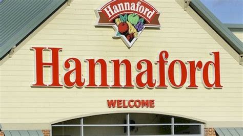 Hannaford brunswick maine. In this March 19, 2008, file photo, a Hannaford Bros. Co. sign is displayed outside the company store in Brunswick. Credit: Pat Wellenbach / AP The Hannaford in … 