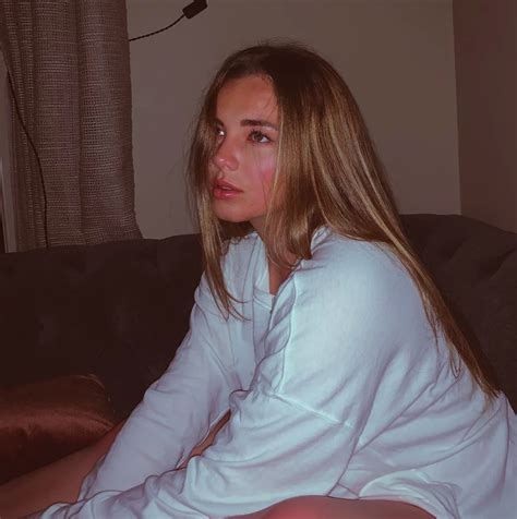 Hannakalasky Onlyfans Leak