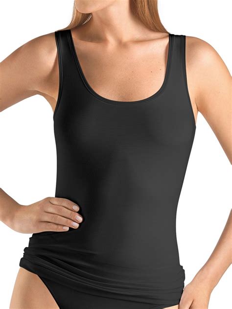 Hanro. HANRO Cotton Seamless Tank Top. 21 Review (s) Add Your Review. $ 75.00. Style: 71604. 100% cotton women's tank top with hemless finish. Tailored with seamless sides and new, softer mercerization for incredible everyday comfort. Can be worn as a modern top or layered under a blouse or jacket. Color: 