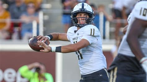 Happy state bank male athlete of the week. The votes are in! The readers have chosen the Happy State Bank Male Athlete of the Week. This week, the voters have chosen Sunray quarterback Armando Lujan. The Amarillo Globe-News Preseason ... 