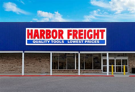 Harbor Freight Tools USA, Inc. 3.7 ★ Retail Stock