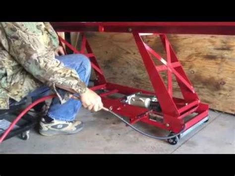 May 24, 2020 · This video is going to show you some Upgrades & improvements I made to my Harbor Freight Motorcycle lift. I added a pneumatic 12 Ton Air Jack and changed out...