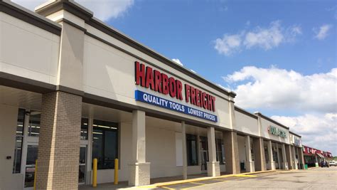 The Harbor Freight Tools store in Oklahoma City (Store #3114) is located at 8027 Northwest Expy, Oklahoma City, OK 73162. Our store hours in Oklahoma City are 8 a.m. to 8 p.m. Mondays through Saturdays, and from 9 a.m. to 6 p.m. on Sundays. The telephone number for the Harbor Freight store in Oklahoma City (Store #3114) is 1-405-666-0505.. 