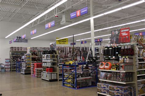 The telephone number for the Harbor Freight store in Olathe (Store #619) is 1-913-791-0106. The 26,000-square-foot Harbor Freight store in Olathe stocks a full selection of hardware, tools, and accessories in categories including automotive, air and power tools, storage, outdoor power equipment, generators, welding supplies, shop equipment ... . 