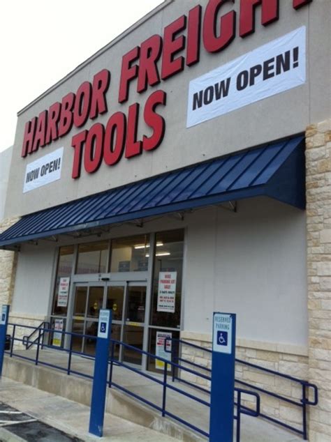 Harbor tools san antonio. Harbor Freight Tools located at 7555 Northwest Loop 410 #108, San Antonio, TX 78245 - reviews, ratings, hours, phone number, directions, and more. 