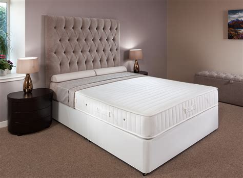 Hard mattress. The hard reality is that Beautyrest is a brand that offers great looks, but these looks hide a subpar mattress. What's worse is that you cannot reliably trust this brand will help you find a good ... 