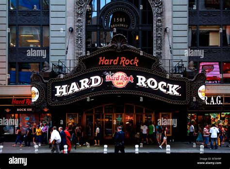 Hard rock cafe new york. Hard Rock International (HRI) is one of the most globally recognized companies with venues in over 70 countries spanning 300 branded locations that include owned/licensed or managed Hotels, Casinos, Rock Shops®, Live Performance Venues and Cafes. HRI also launched a joint venture named Hard Rock Digital in 2020, an online sportsbook, retail ... 