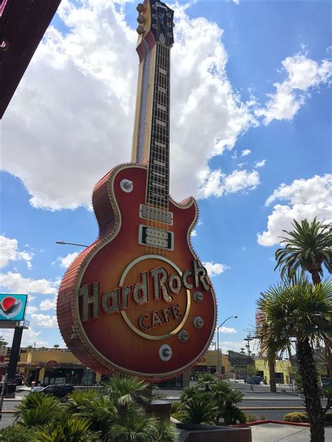 Hard rock cafe vegas. Welcome to Hard Rock World Tour! Play FREE social casino games! Slots, bingo, poker, blackjack, solitaire and so much more! WIN BIG and party with your friends! 