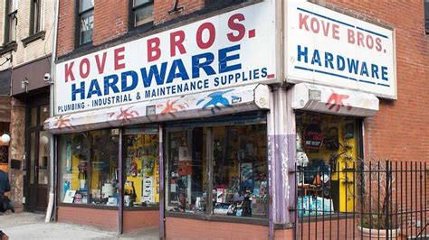 Top 10 Best Hardware Stores Near White Plains, New York. 1 . House Center True Value Hardware. 2 . Hecht H & Son. 3 . Wallauer Paint Hardware & Design. 4 . Brothers Plumbing & Heating Supply.. 