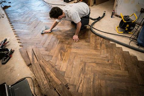 Hardwood flooring install costs. For a total of $472 per week, your tool rental costs could bring you nearer to the price you'd pay for a professional installation as each week you work on the project … 
