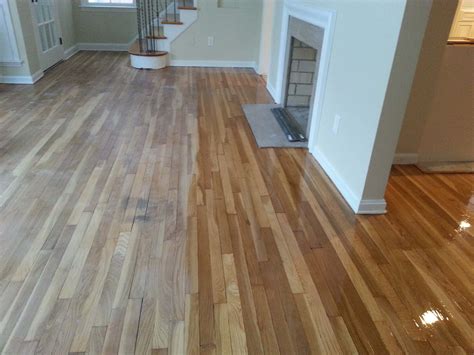 Hardwood flooring refinishing. Because every hardwood flooring installation is unique, its beauty can’t be compared with flooring alternatives that aren’t made to last for generations. Whether you’re in the market for custom hardwood flooring or professional hardwood floor refinishing, we work on-site to sand, finish, stain, and install your Saskatoon hardwood floor. 