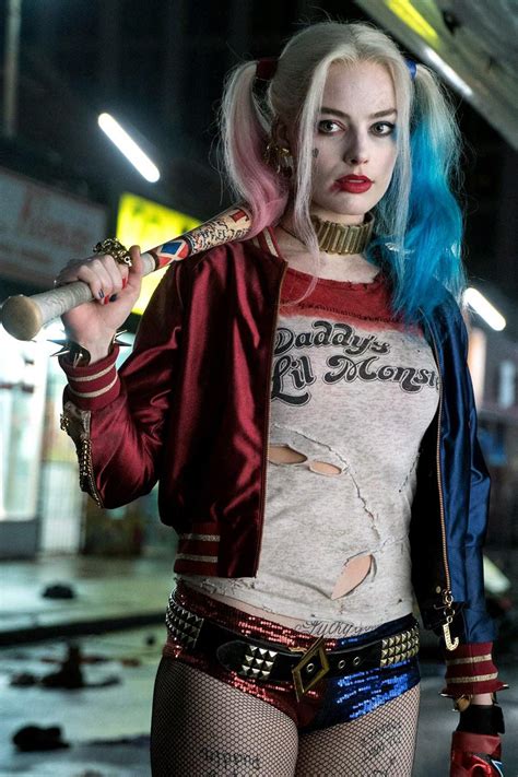 Harley quinn nakee. Things To Know About Harley quinn nakee. 