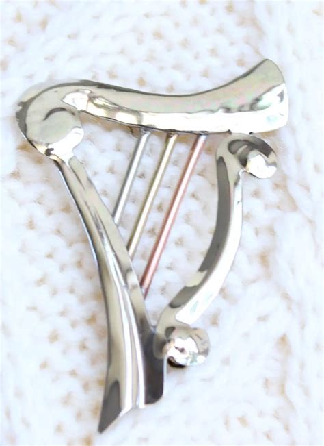 Harp Brooch Blarney