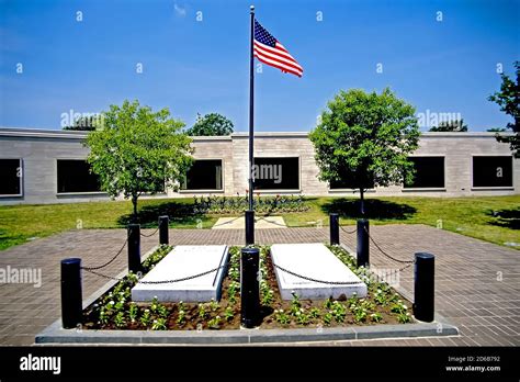 Harry Truman Gravesite - Independence, Missouri