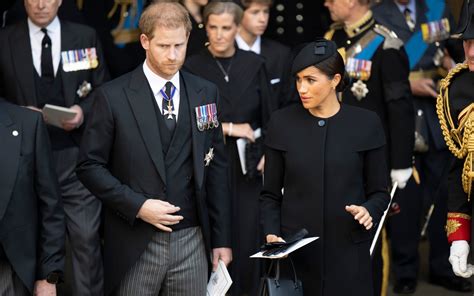Harry and Meghan asked for ride home on Air Force One after queen’s funeral: report