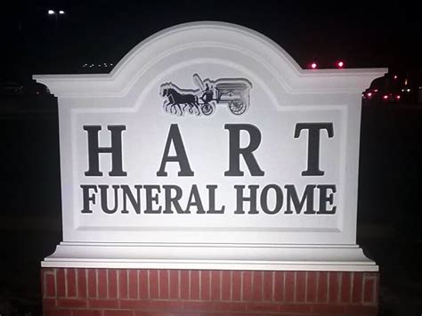 Our Facilities - Hart Funeral Home offers a variety of funeral services, from traditional funerals to competitively priced cremations, serving Blackshear, GA and the surrounding communities. We also offer funeral pre-planning and carry a wide selection of caskets, vaults, urns and burial containers.. 