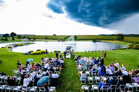 Harvest View Barn at Hershey Farms Reception Venues