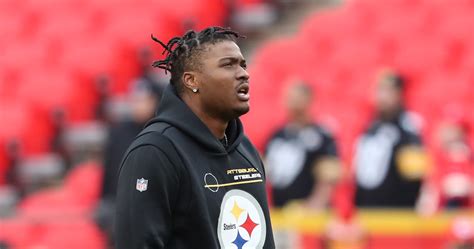 Haskins settlements. The attorney representing the estate of late Pittsburgh Steelers quarterback Dwayne Haskins said Friday a settlement has been reached with several parties named in a civil lawsuit that was filed ... 