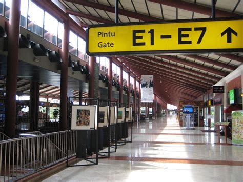 Soekarno-Hatta International Airport Terminal 3 walking tour, Jakarta Indonesia (CGK Airport). Bandara Soekarno Hatta Cengkareng Jakarta.Soekarno–Hatta Inter.... 