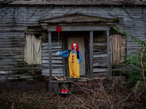 Haunted house near me. Examples of words related to Halloween include bats, cauldron, eerie, ghosts and Jack-o-lantern. Other examples are goblin, haunted house, skeleton, spooky and vampire. These words... 