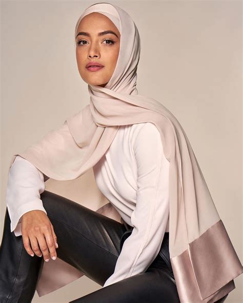 Haute hijab. White Hot Hijabs. From warm creamy undertones to bright white coolness, we offer a range of fabrics and accessories in a light and versatile palette that works with any look. Filter and sort. 