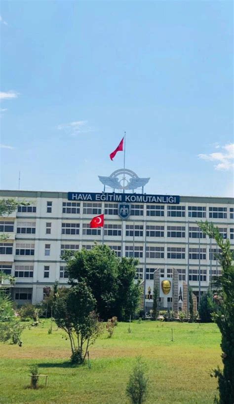 Hava Harp Okulunu İntibakta Bıraktım . 