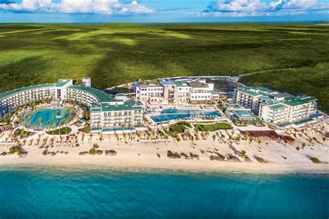 Haven riviera cancún. The cheapest way to get from Haven Riviera Cancun - All Inclusive - Adults Only, Cancún to Isla Mujeres costs only $626, and the quickest way takes just 1 ... 